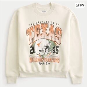 Hollister Cream Texas National Champions Graphic Sweater